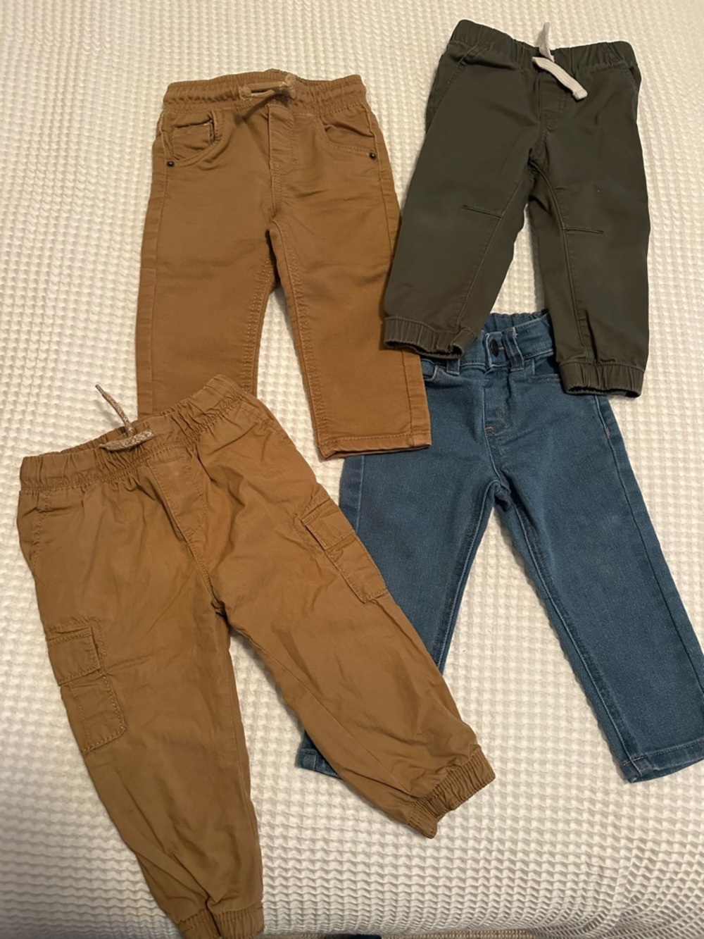 Bundle baby boy 18 month pants jeans, khakis, joggers OshKosh Cat & Jack